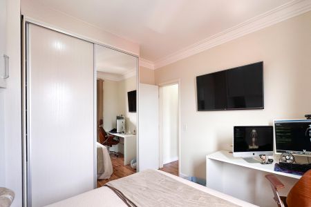Apartamento à venda com 64m², 2 quartos e 1 vagaQuarto 2