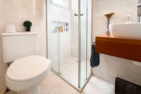 Apartamento à venda com 64m², 2 quartos e 1 vagaBanheiro Social