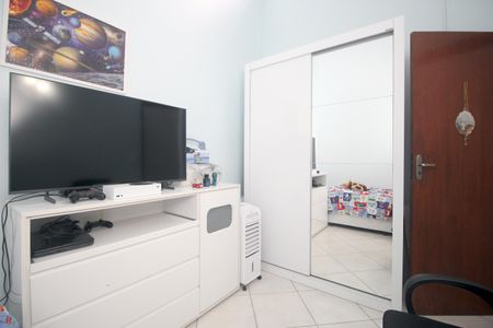 Casa à venda com 98m², 3 quartos e 2 vagasQuarto 2