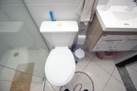 Casa à venda com 98m², 3 quartos e 2 vagasBanheiro da Suíte