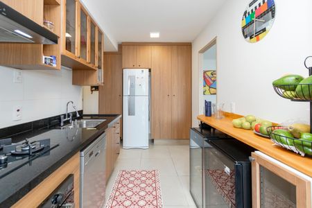 Apartamento à venda com 113m², 3 quartos e 2 vagas Apartamento à venda com 113m², 3 quartos e 2 vagasCozinha