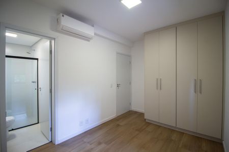 Apartamento para alugar com 69m², 2 quartos e 2 vagas Apartamento para alugar com 69m², 2 quartos e 2 vagasSuite