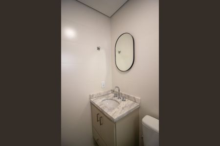 Apartamento para alugar com 69m², 2 quartos e 2 vagas Apartamento para alugar com 69m², 2 quartos e 2 vagasBanheiro