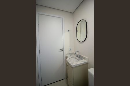 Apartamento para alugar com 69m², 2 quartos e 2 vagas Apartamento para alugar com 69m², 2 quartos e 2 vagasBanheiro da Suíte