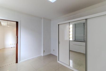 Quarto de apartamento para alugar com 1 quarto, 46m² em Santa Ifigênia, São Paulo