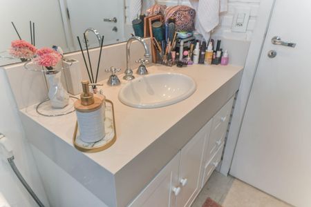 Apartamento à venda com 48m², 1 quarto e 1 vagaBanheiro 