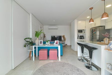 Sala de apartamento à venda com 1 quarto, 48m² em Campo Belo, São Paulo
