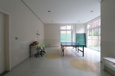 Apartamento à venda com 58m², 2 quartos e 1 vagaSalão de jogos