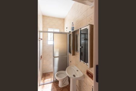 Casa à venda com 148m², 2 quartos e 4 vagas Casa à venda com 148m², 2 quartos e 4 vagasBanheiro