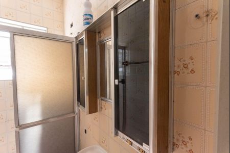 Casa à venda com 148m², 2 quartos e 4 vagas Casa à venda com 148m², 2 quartos e 4 vagasBanheiro