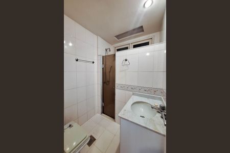 Apartamento à venda com 130m², 3 quartos e 1 vagaBanheiro Social