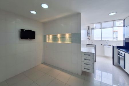 Apartamento à venda com 130m², 3 quartos e 1 vagaCozinha