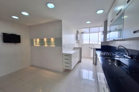 Apartamento à venda com 130m², 3 quartos e 1 vagaCozinha