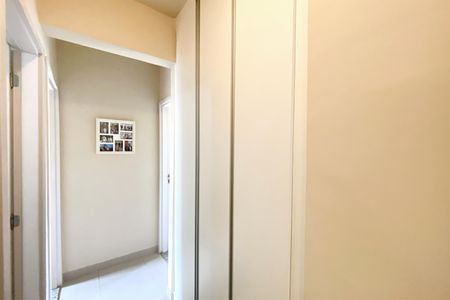 Apartamento à venda com 86m², 3 quartos e 2 vagasCorredor