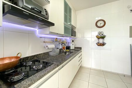 Apartamento à venda com 86m², 3 quartos e 2 vagasCozinha