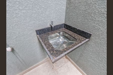 Casa à venda com 85m², 2 quartos e 3 vagas