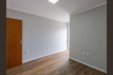 Casa à venda com 85m², 2 quartos e 3 vagas