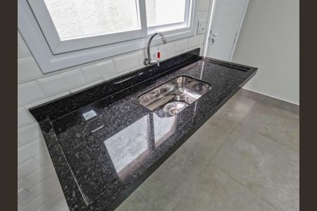 Casa à venda com 85m², 2 quartos e 3 vagas