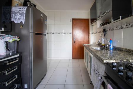 Apartamento à venda com 120m², 4 quartos e 2 vagasCozinha 