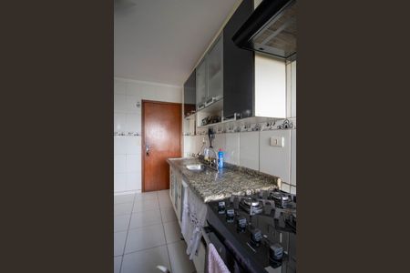 Apartamento à venda com 120m², 4 quartos e 2 vagasCozinha 