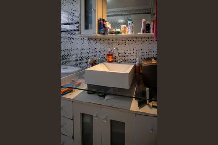 Apartamento à venda com 120m², 4 quartos e 2 vagasBanheiro da suíte