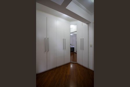 Suíte  de apartamento à venda com 3 quartos, 120m² em Chácara Agrindus, Taboão da Serra