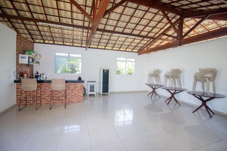 Apartamento para alugar com 50m², 2 quartos e 1 vaga Apartamento para alugar com 50m², 2 quartos e 1 vagaÁrea comum - Salão de festas