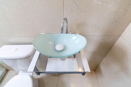 Banheiro de kitnet/studio para alugar com 1 quarto, 30m² em Campo Grande, Rio de Janeiro