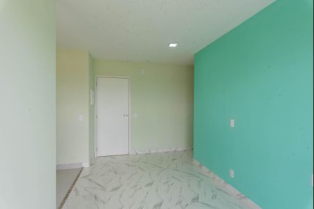 Apartamento à venda com 47m², 2 quartos e 1 vaga Apartamento à venda com 47m², 2 quartos e 1 vagaSala