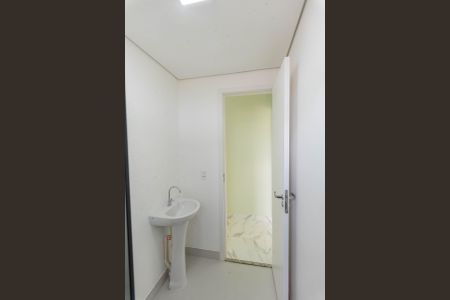 Apartamento à venda com 47m², 2 quartos e 1 vaga Apartamento à venda com 47m², 2 quartos e 1 vagaBanheiro