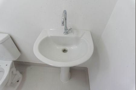 Apartamento à venda com 47m², 2 quartos e 1 vaga Apartamento à venda com 47m², 2 quartos e 1 vagaBanheiro