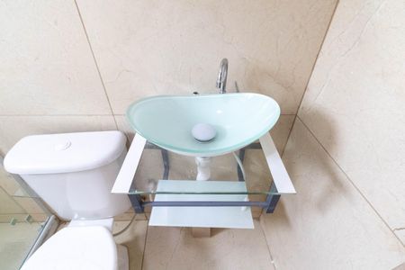 Banheiro de kitnet/studio para alugar com 1 quarto, 35m² em Campo Grande, Rio de Janeiro