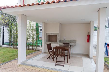Apartamento para alugar com 32m², 2 quartos e sem vaga Apartamento para alugar com 32m², 2 quartos e sem vagaÁrea comum - Churrasqueira