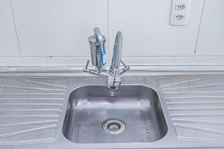 Apartamento para alugar com 32m², 2 quartos e sem vaga Apartamento para alugar com 32m², 2 quartos e sem vagaSala, cozinha e área de serviço