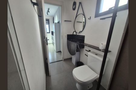 Banheiro de kitnet/studio à venda com 1 quarto, 24m² em Vila Buarque, São Paulo