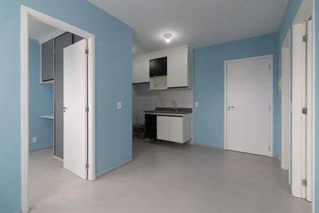 Sala de apartamento para alugar com 2 quartos, 34m² em Vila Pierina, São Paulo
