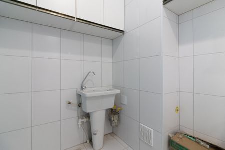 Apartamento para alugar com 34m², 2 quartos e sem vagaCozinha e Área de Serviço