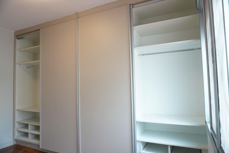 Apartamento à venda com 103m², 3 quartos e 1 vagaQuarto 3