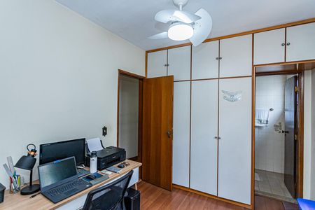 Casa à venda com 150m², 3 quartos e 4 vagasSuite 2