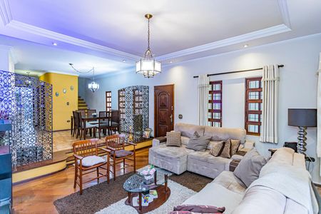 Casa à venda com 150m², 3 quartos e 4 vagasSala de estar