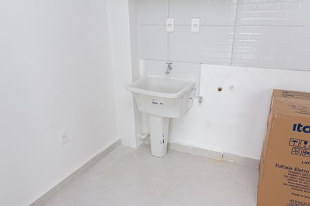Studio para alugar com 25m², 1 quarto e 1 vaga Studio para alugar com 25m², 1 quarto e 1 vagaCozinha e Área de Serviço