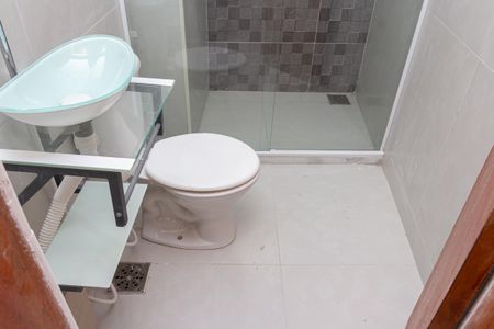 Studio para alugar com 25m², 1 quarto e 1 vaga Studio para alugar com 25m², 1 quarto e 1 vagaBanheiro