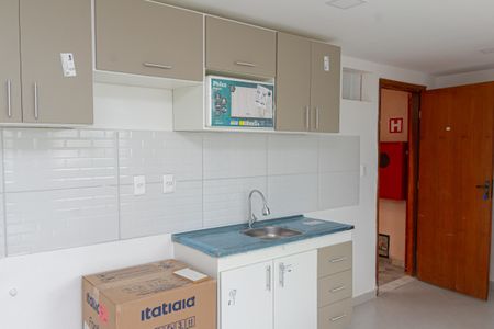 Studio para alugar com 25m², 1 quarto e 1 vaga Studio para alugar com 25m², 1 quarto e 1 vagaCozinha e Área de Serviço