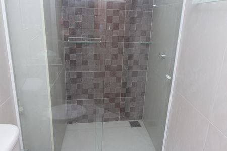 Studio para alugar com 25m², 1 quarto e 1 vaga Studio para alugar com 25m², 1 quarto e 1 vagaBanheiro