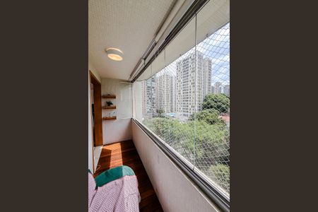 Apartamento à venda com 108m², 3 quartos e 2 vagasVaranda da Sala