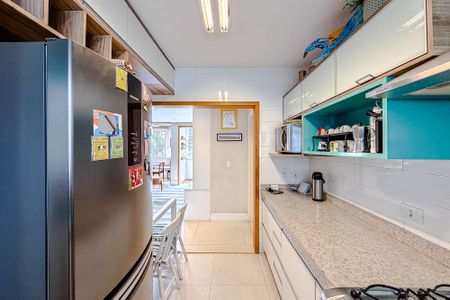 Apartamento à venda com 108m², 3 quartos e 2 vagasCozinha