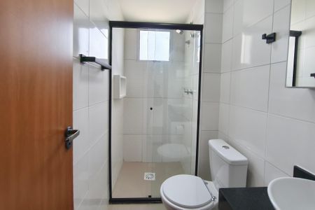 Apartamento para alugar com 44m², 2 quartos e 1 vaga Apartamento para alugar com 44m², 2 quartos e 1 vagaBanheiro