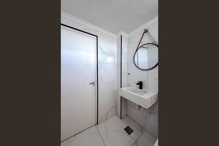 Apartamento à venda com 87m², 2 quartos e 1 vaga Apartamento à venda com 87m², 2 quartos e 1 vagaBanheiro