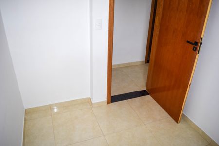 Quarto 1 de apartamento para alugar com 2 quartos, 44m² em Vila Carrão, São Paulo