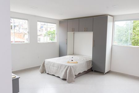 Sala/Quarto de kitnet/studio para alugar com 1 quarto, 25m² em Campo Grande, Rio de Janeiro